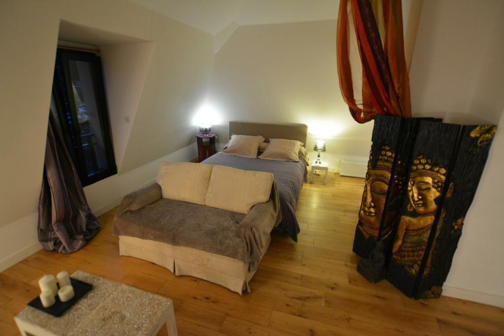 Maison D'Hotes Les Coudreaux 루얼말메이슨 외부 사진
