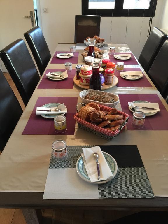 Maison D'Hotes Les Coudreaux 루얼말메이슨 외부 사진