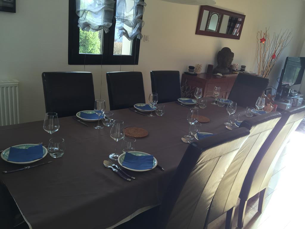 Maison D'Hotes Les Coudreaux 루얼말메이슨 외부 사진